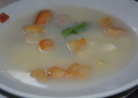 Restaurante-los-Caballos-Alora-Malaga-sopa picadillo-min